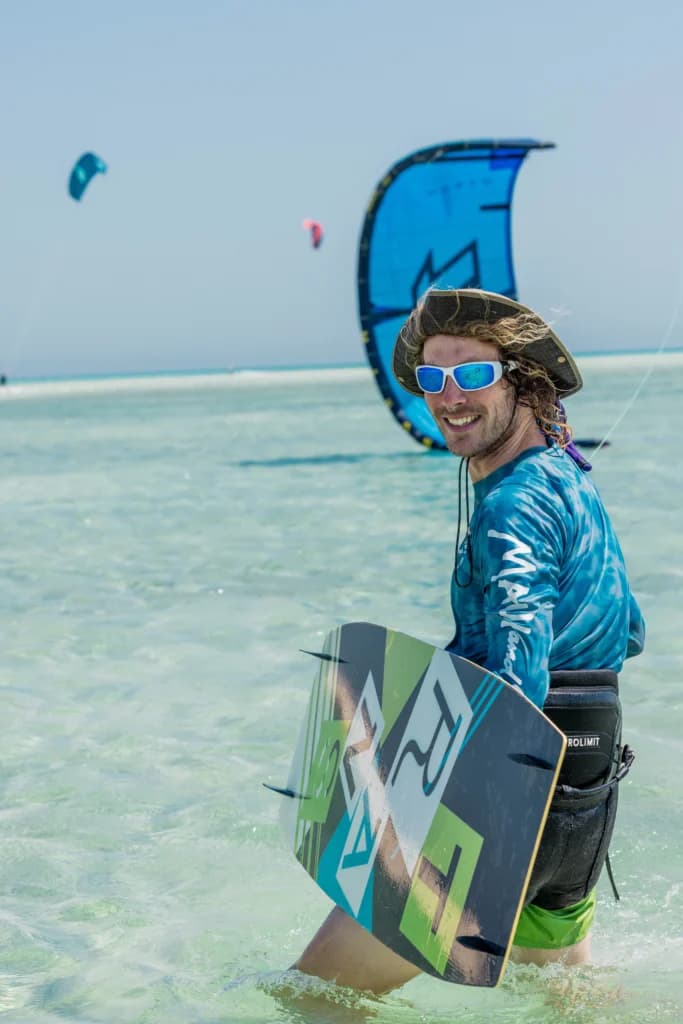 Independent kitesurfer riding on a day use session in Hurghada